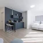 מלון Zzzpace Smart-hotel Zentrum
