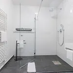Zzzpace Smart-hotel Zentrum 4* בילפלד