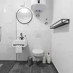 Zzzpace Smart-hotel Zentrum 호텔