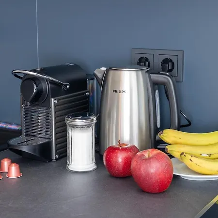 Zzzpace Smart-hotel Zentrum 2*