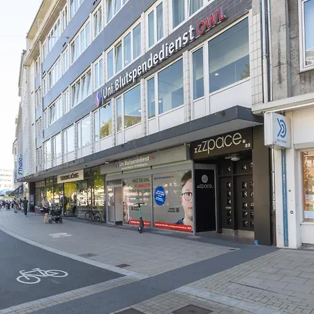 Zzzpace Smart-hotel Zentrum מלון 4*