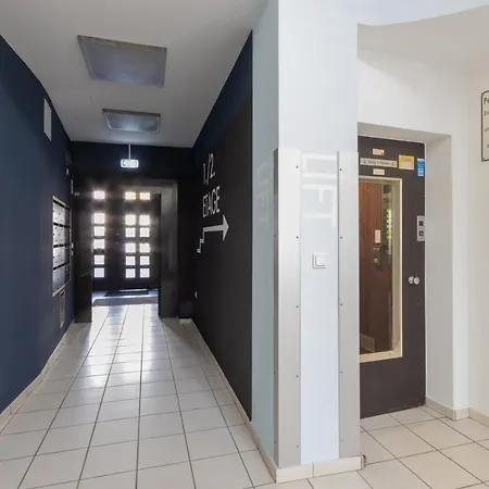 Zzzpace Smart-hotel Zentrum 호텔 빌레펠트