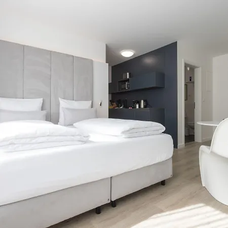 Zzzpace Smart-hotel Zentrum 호텔 4*