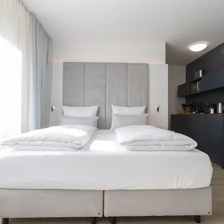 Zzzpace Smart-hotel Zentrum 호텔 4*