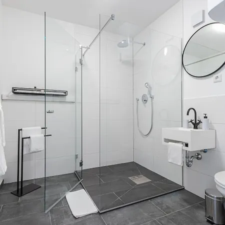 Szálloda Zzzpace Smart-hotel Zentrum 2*