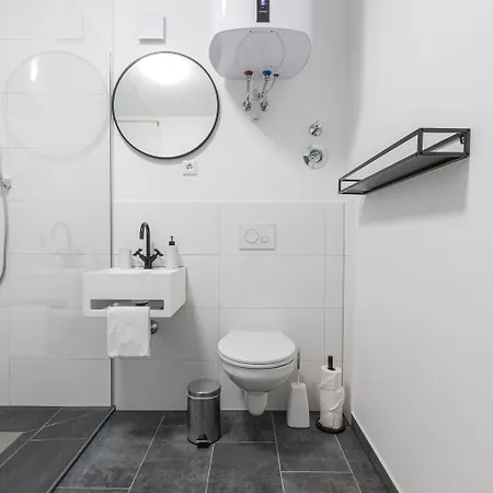 Zzzpace Smart-hotel Zentrum 호텔