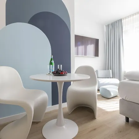 Zzzpace Smart-hotel Zentrum מלון 4*