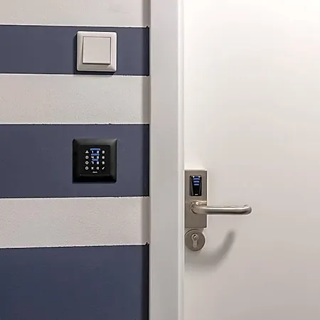 Zzzpace Smart-hotel Zentrum מלון בילפלד