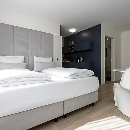 Zzzpace Smart-hotel Zentrum בילפלד