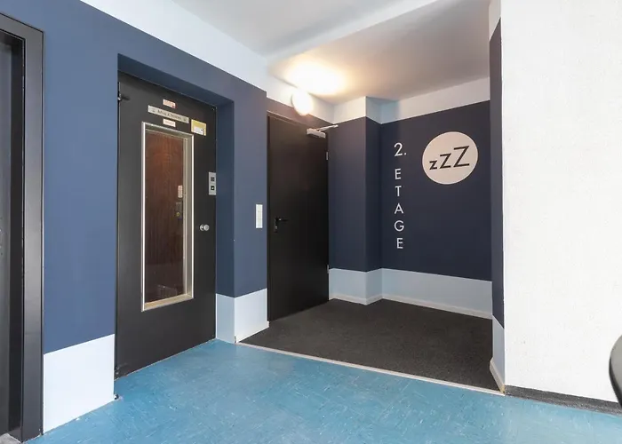 Zzzpace Smart-hotel Zentrum 酒店 比勒费尔德