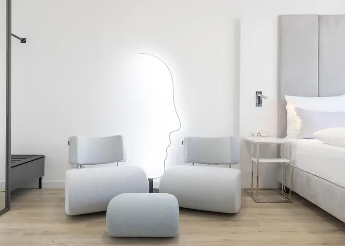 Zzzpace Smart-hotel Zentrum 2*