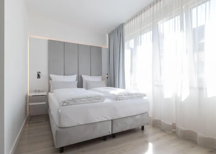 Zzzpace Smart-hotel Zentrum ホテル 2*